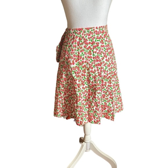 Vintage skirt size 10 runs small like sz 4/6 strawberries pin up retro red white - Picture 13 of 15